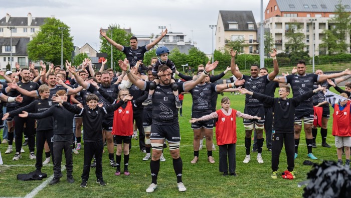 Clapping_de_victoire_-_14_de_finale_sans_titre-45